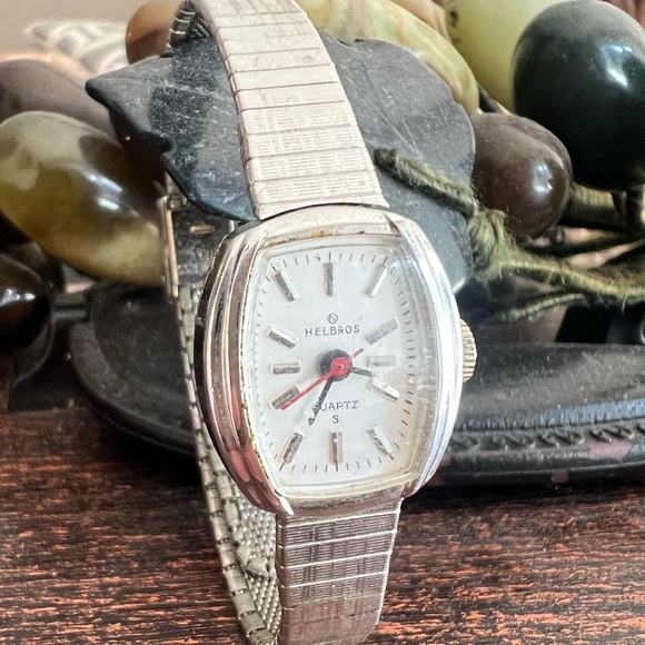 Accessories - Beautifully made HELBROS vintage silver wrist watch